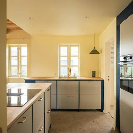 Historic Fisherman's Gem With Twist In Klitmoller * Torsted (Nordjylland)