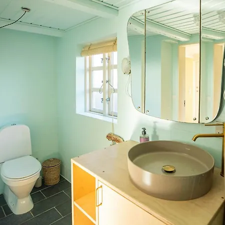 בית נופש Historic Fisherman's Gem With Twist In Klitmoller Torsted (Nordjylland)