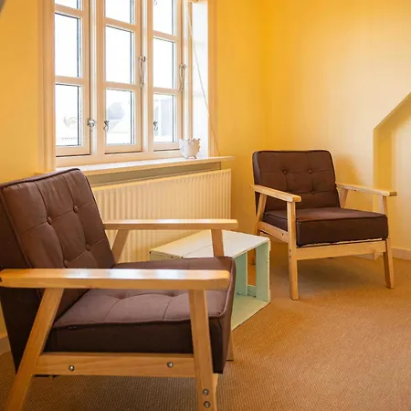 בית נופש Historic Fisherman's Gem With Twist In Klitmoller *